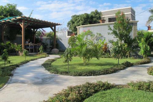 Bed & Breakfast Bukit Indah Boutique Accommodation