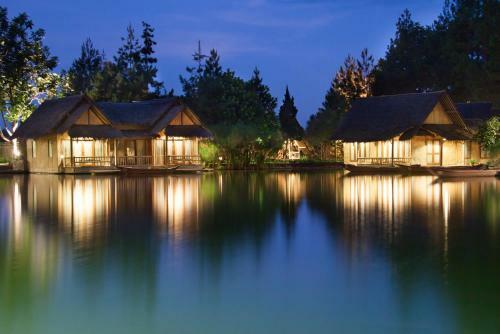 Hotel Kampung Sampireun Resort & Spa
