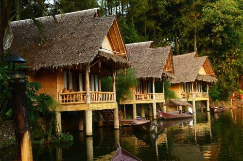 Hotel Kampung Sampireun Resort & Spa