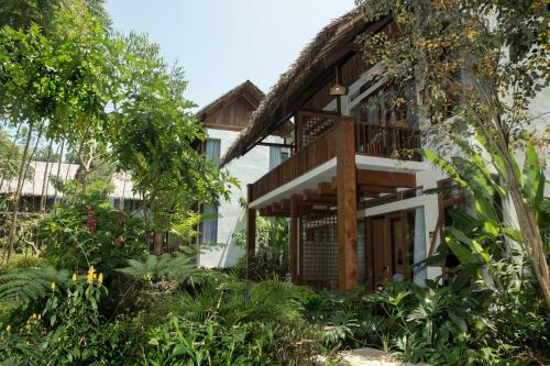 Hotel Kampung Sampireun Resort & Spa