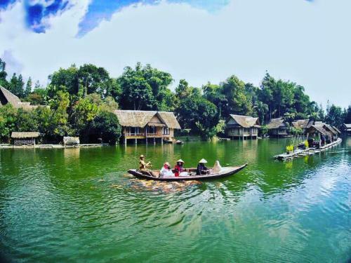 Hotel Kampung Sampireun Resort & Spa
