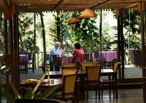Hotel Kampung Sampireun Resort & Spa