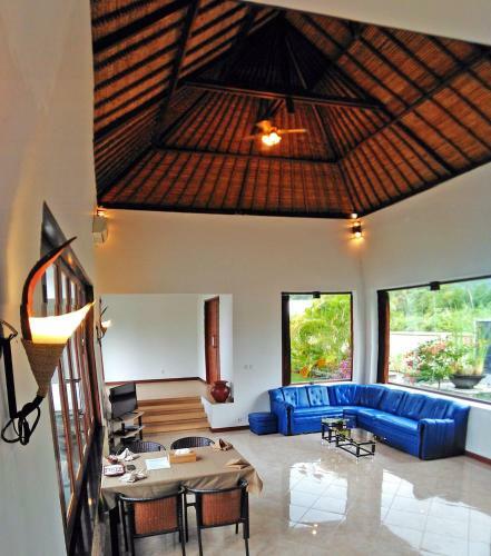 Villa Star Sand Beach Resort
