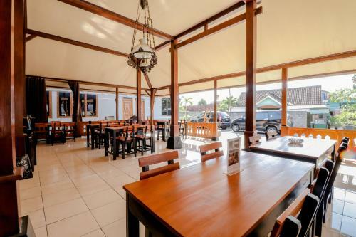 Hotel Griya Limasan Gunung Kidul
