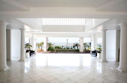 Hotel Nongsa Point Marina