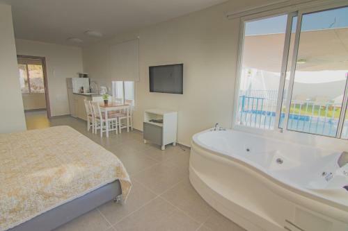 Villa Shmulik's Resort