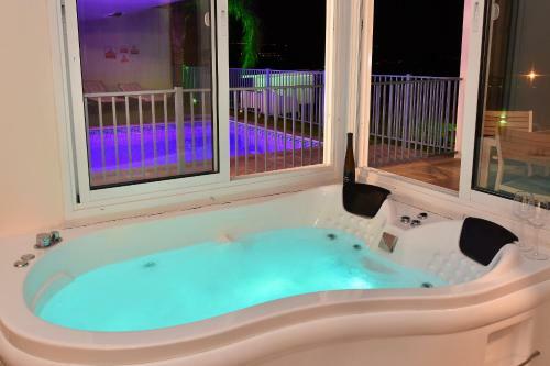 Villa Shmulik's Resort