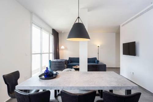 Apartamento Nice 2bd W/ Balcony And Private Parking By Sea N' Rent