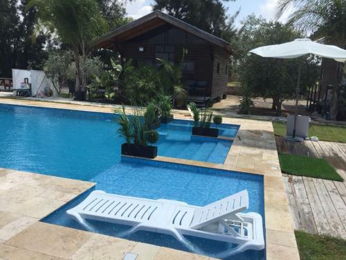 Lodge Bustan Hazait