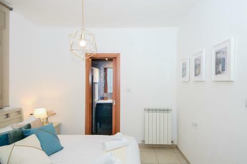 Spacious 3 Bdr Garden Apartment