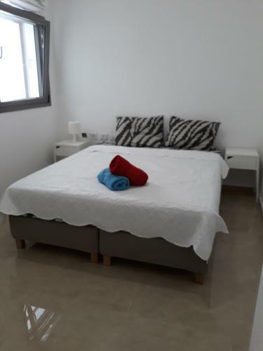 Exclusive One Bedroom Apartment On The Beach