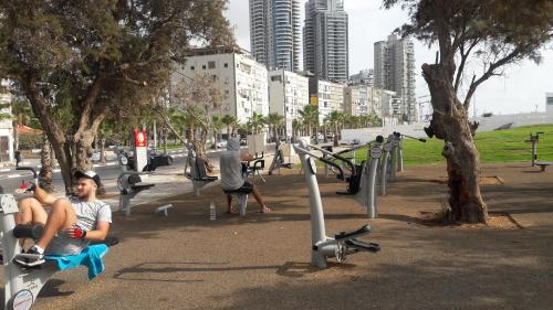Short Term Apartment Tel Aviv Bat Yam 411