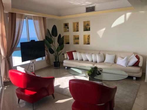 Sky Home Luxury Apartment With Sea View