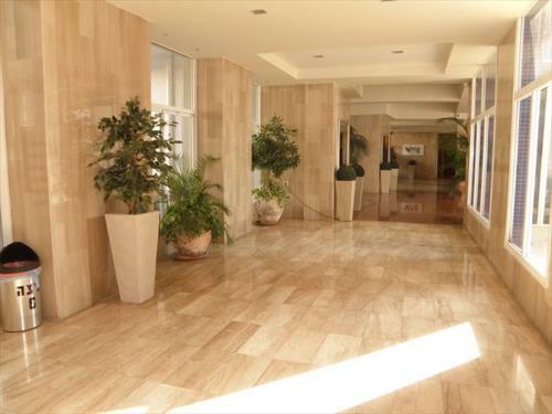 Apartment On Nitza 8a