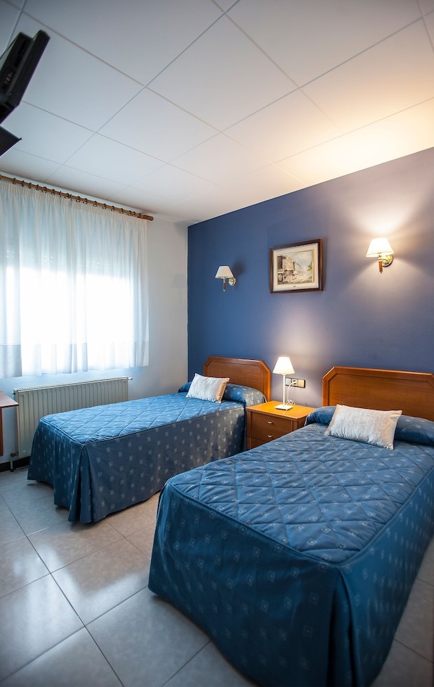 Hotel Stop