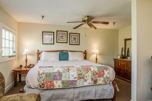 Hotel The Historic Peninsula Inn