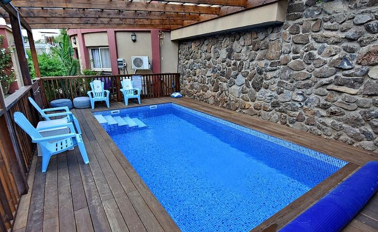 Lodge Atzula Bagolan