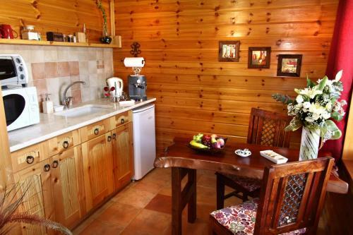 Lodge Liora's Paradise