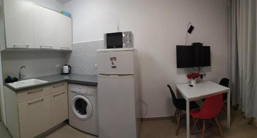 Colony Beach Hotel Apartment Tel Aviv Bat Yam 13