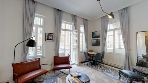 Renoma Apartments