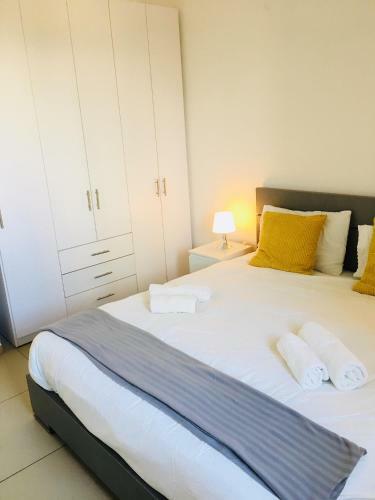 Luxury Beach Apartment On Ben Yehuda