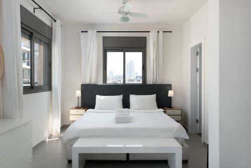 Beach Apartment Amazing Sea View