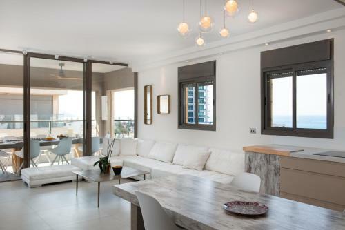 Beach Apartment Amazing Sea View