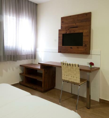 Hi - Maayan Harod Hostel