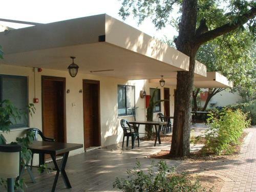 Hostal Kibbutz Gadot Guesthouse