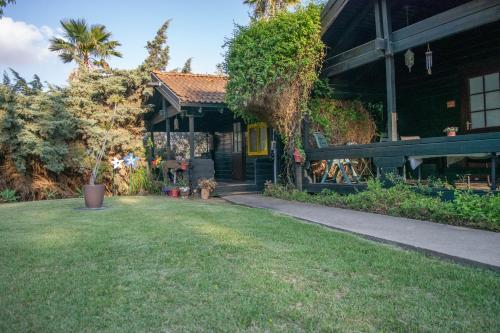 Bed & Breakfast ??? ???? - ??? ????? (Zohar Badeshe - Ein Habesor)