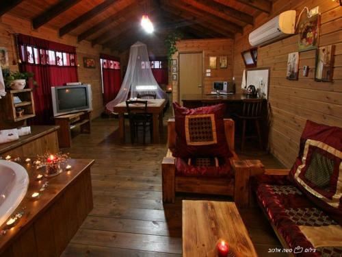 Hostal Ha'bait Ba'kfar Guesthouse