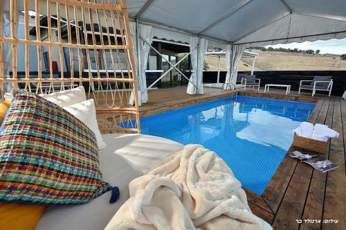 Villa Troya