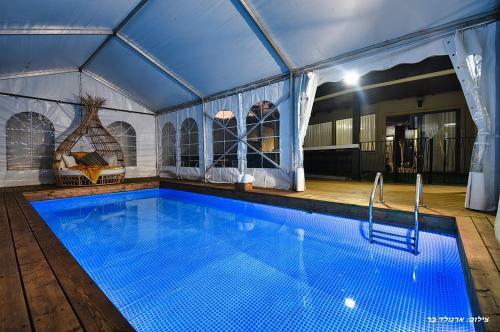 Villa Troya