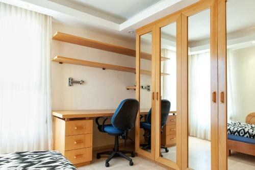Apartment In Amdar Residence