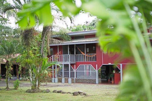 Islas Del R�o Hostel