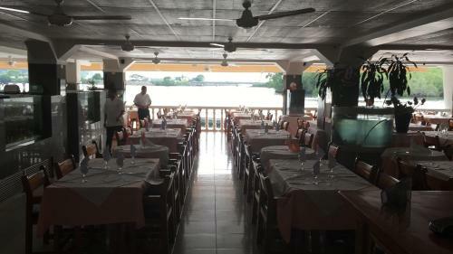 Hotel Y Restaurante Costa Del Sol