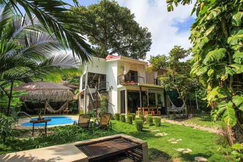 Bed & Breakfast El Chante Surf House