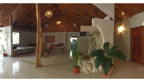 Hostal La Puente Surf House