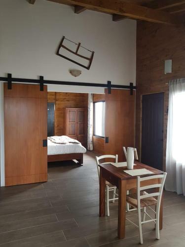 Hostal Helvetico Chalets & Reserve
