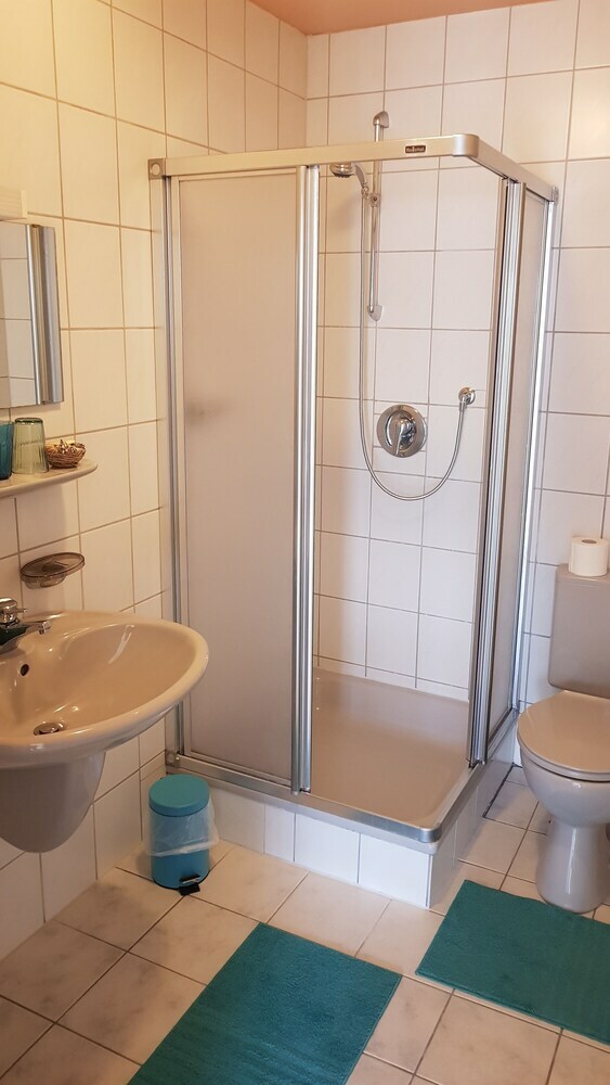 Bed & Breakfast K�nstlerhaus Lenz
