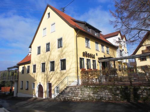 Posada Gasthof R�ssle