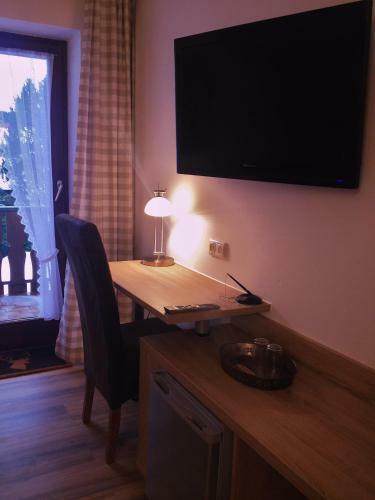 Hostal Zur Neuen Post Landhotel