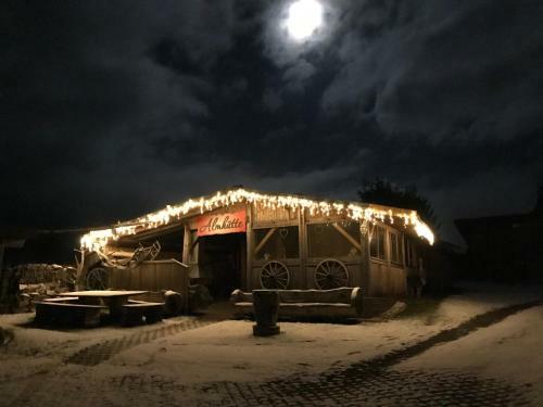 Hostal Zur Neuen Post Landhotel
