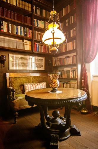 Hotel Schloss Grochwitz (Garni)