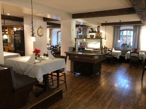 Posada Gasthof Die Krone