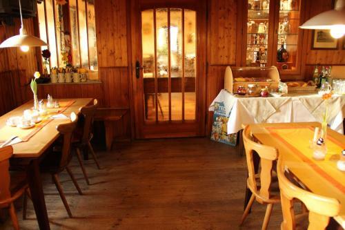 Hostal Gasthof Zur Post