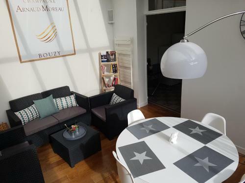 L'iliade - Chambres D'h�tes - B&B � Bouzy