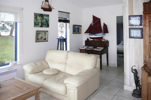 Holiday Home Hanvec - Bre06114-f