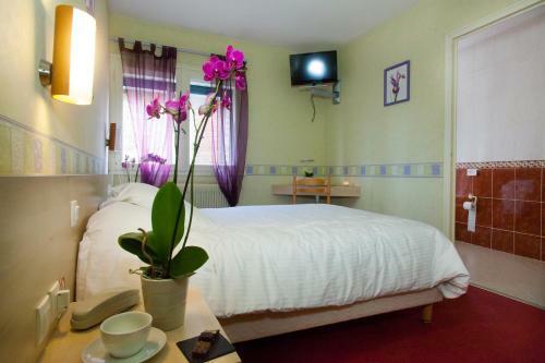 Hotel Logis Le Commerce