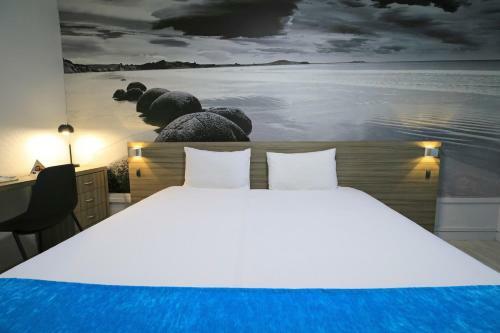 Brit Hotel Le Polder